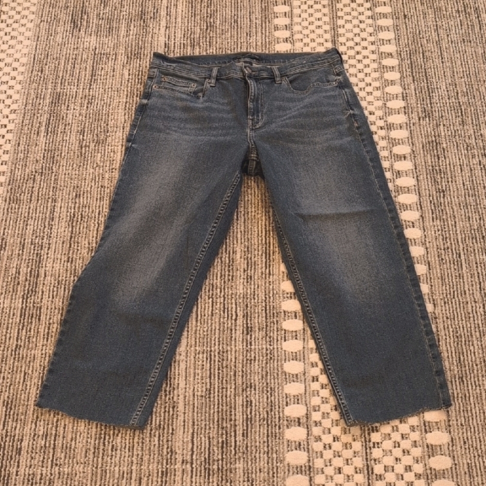 Calvin Klein Women's Capri Jeans